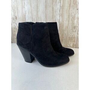 Banana Republic Womens Boots Size 8 Black Suede Side Zipper Slip On Ankle Bootie